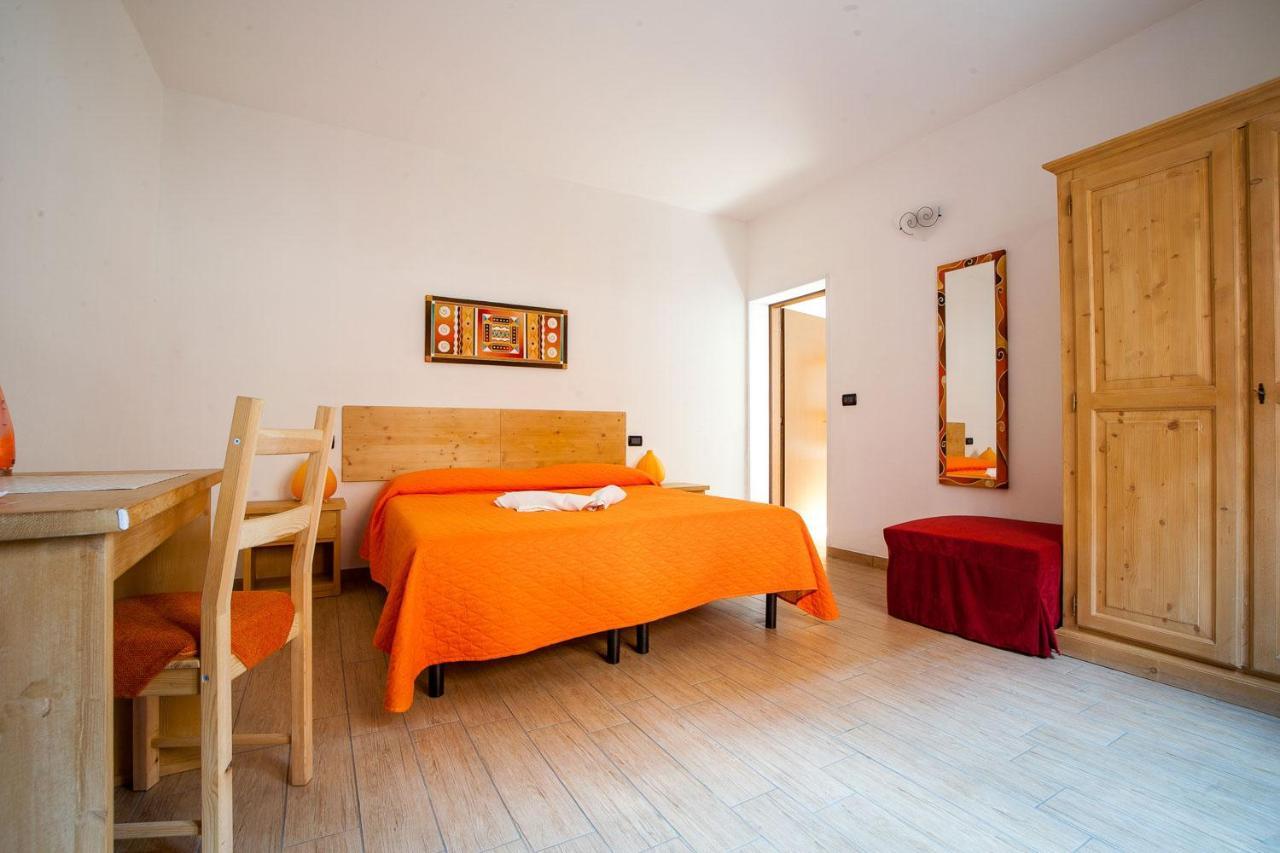 I Due Orfici Bed & Breakfast Cona  Exterior photo